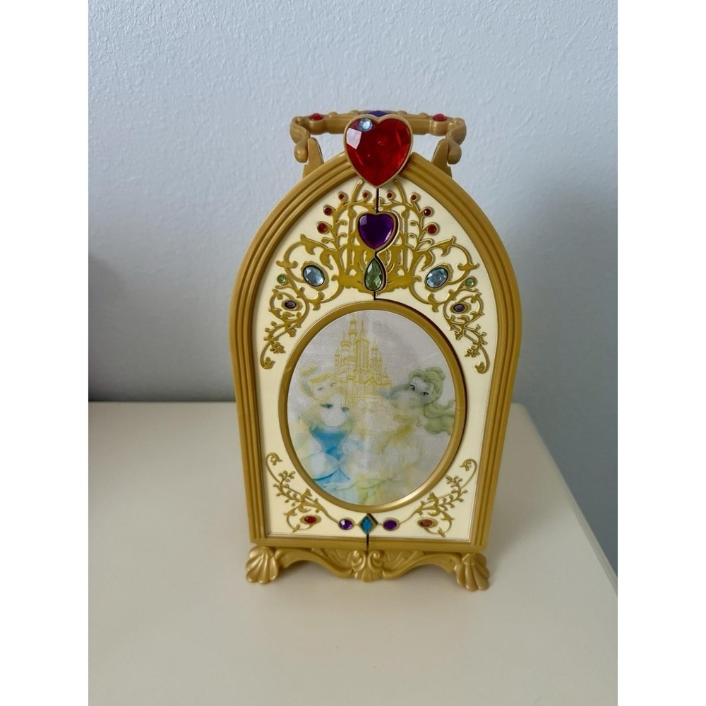 Disney Princess Wardrobe Closet , Makeup, Jewelry W/‎ Mirror Storage